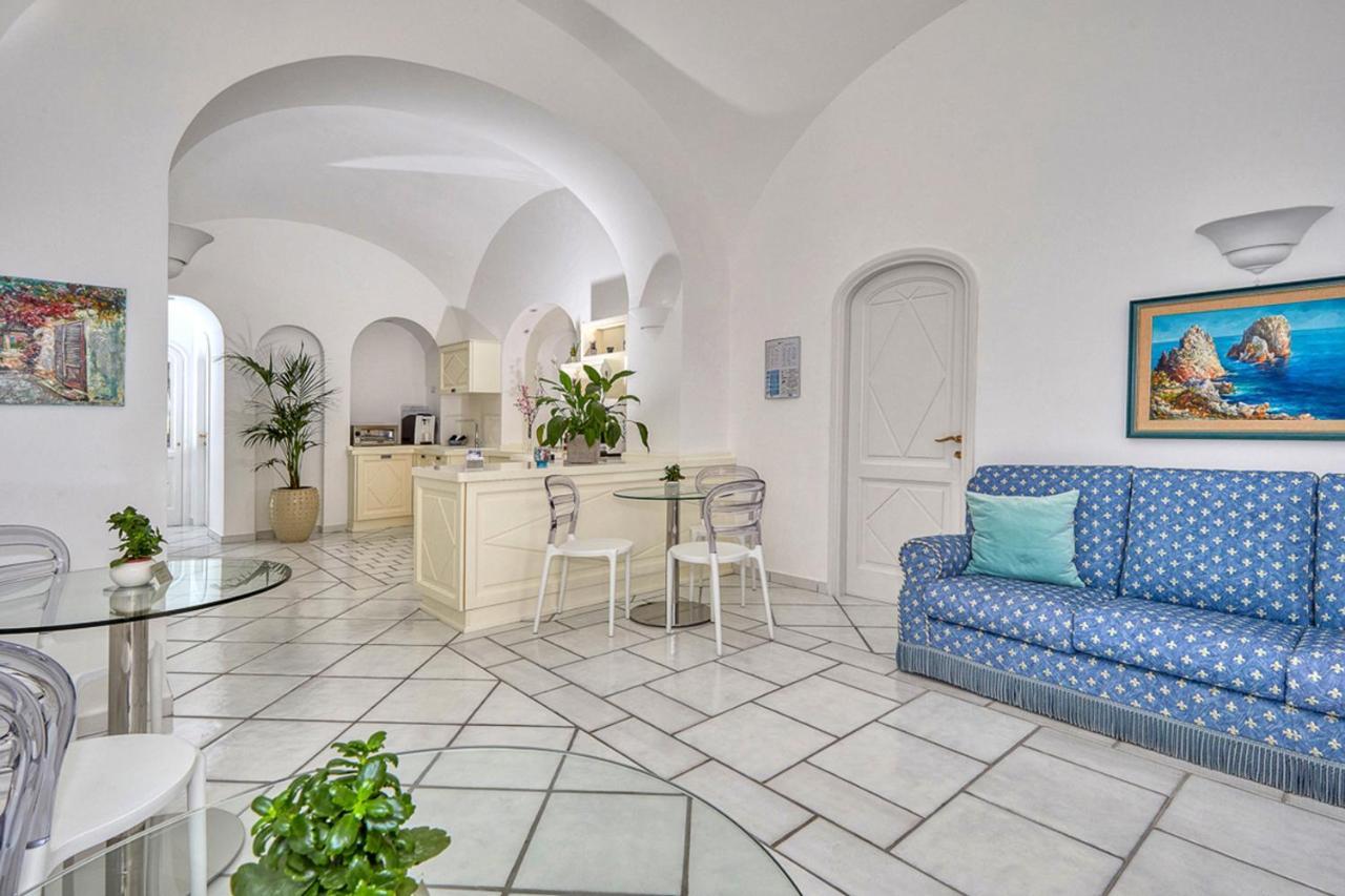 Le Botteghe 59 Capri Bed and Breakfast Εξωτερικό φωτογραφία